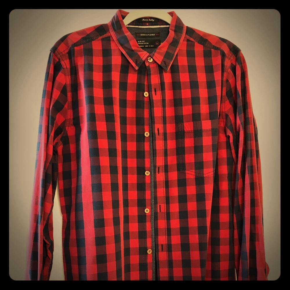 Men’s Large Navy & Red Check long sleeve